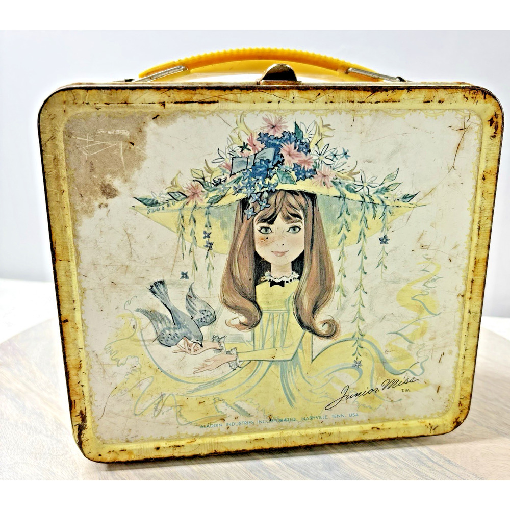 Vintage Thermos brand, Junior Miss (yellow Edge) 1966 Lunch Box No Thermos - Picture 3 of 7